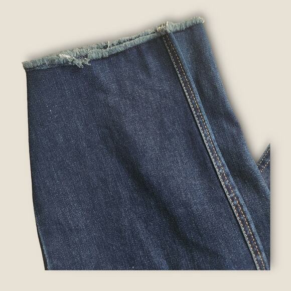 Billie Women's Jeans Dark Wash Raw Hem Straight Leg High-rise Size 14 - Picture 7 of 8